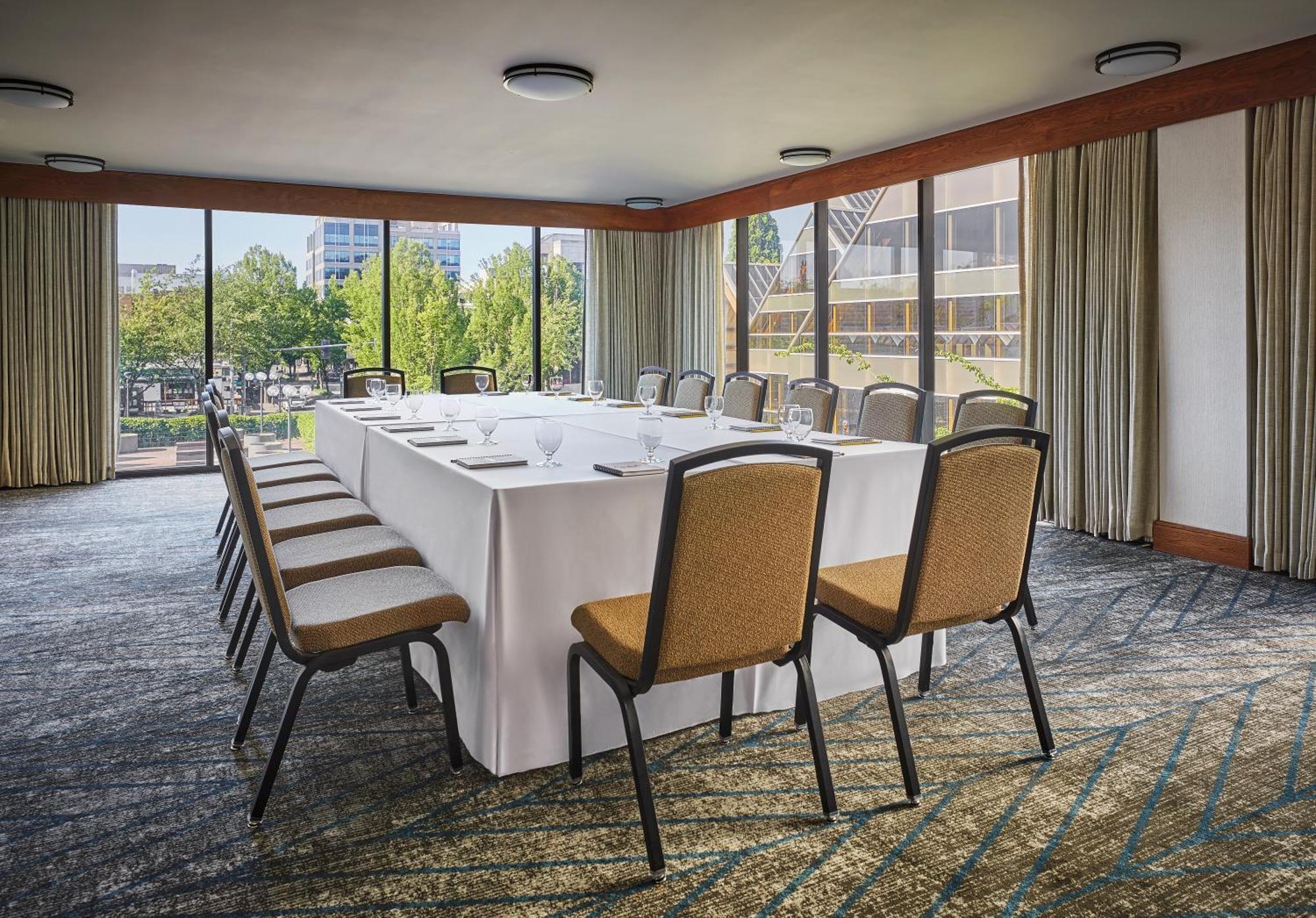 Graduate By Hilton Eugene Exterior foto